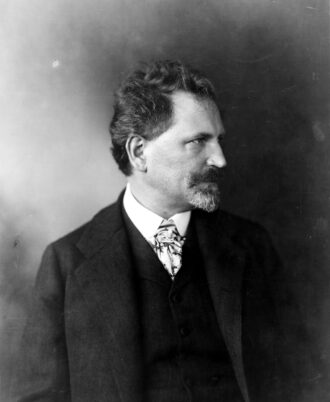 ALFONS MUCHA